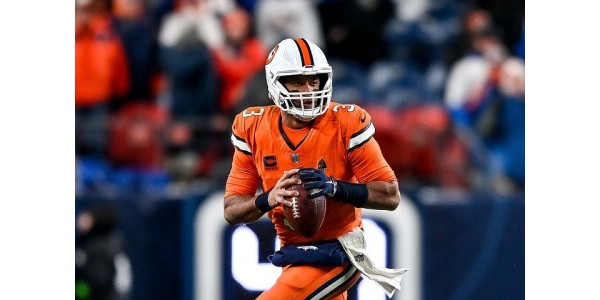 Los Denver Broncos ya no tienen esperanzas para Russell Wilson